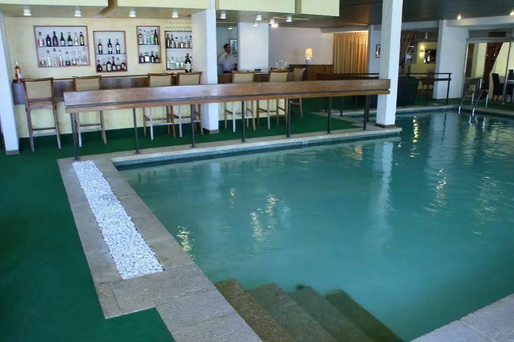 83 Hotel Le Lavandou 3*,